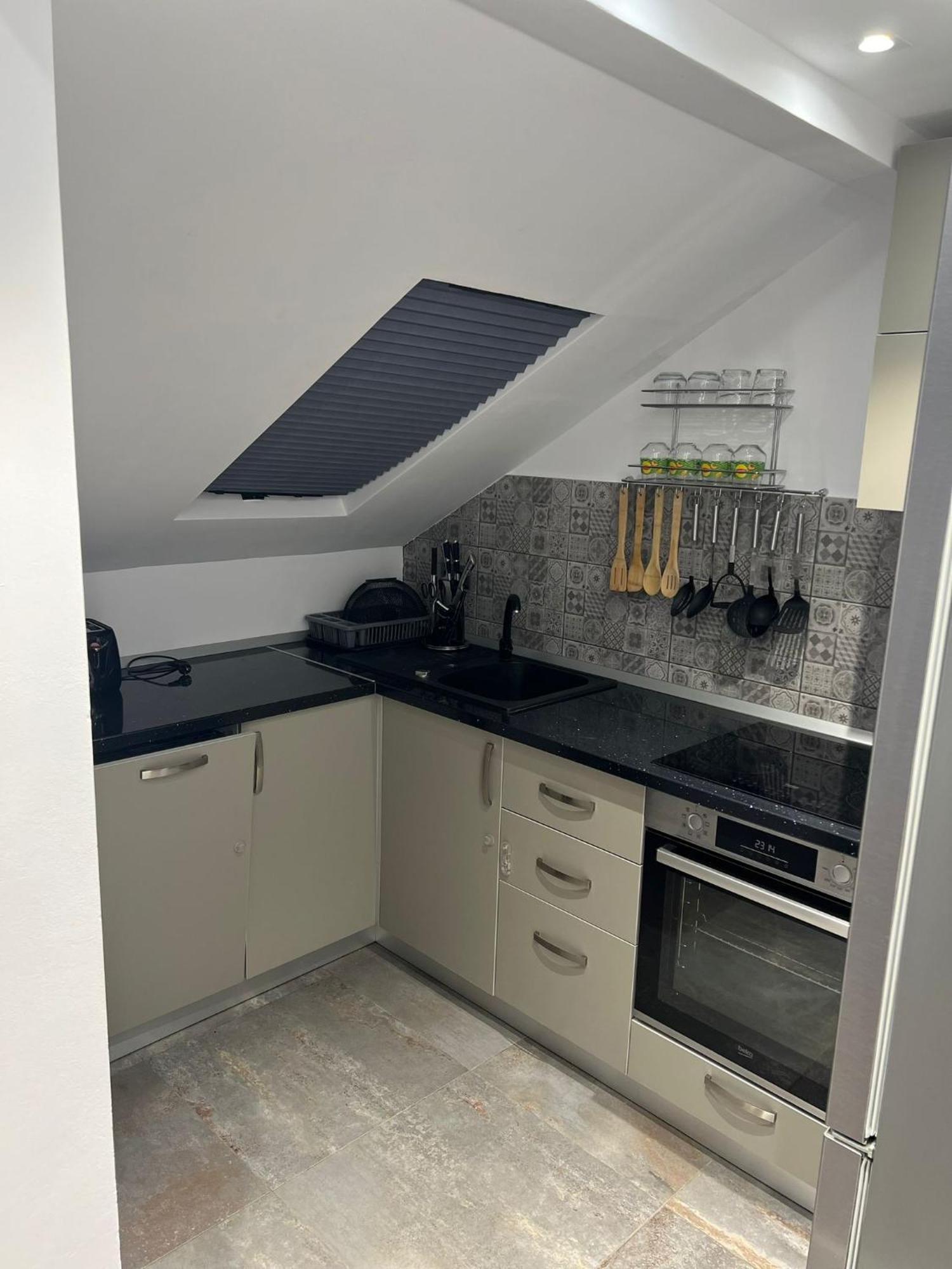 Apartament Mansarda Venus Ramnicu Valcea Ngoại thất bức ảnh